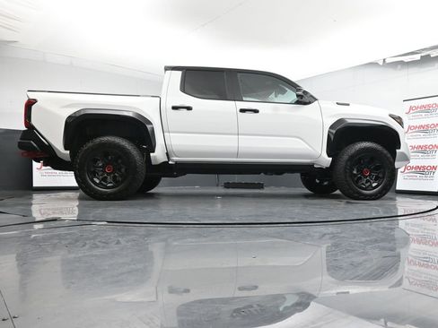 Used 2025 Toyota Tacoma TRD Pro image 38