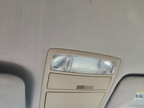 Used 2008 Toyota Camry LE FWD image 21