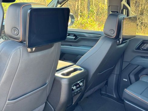 New 2026 GMC Yukon AT4 w/ AT4 Premium Plus Package image 25