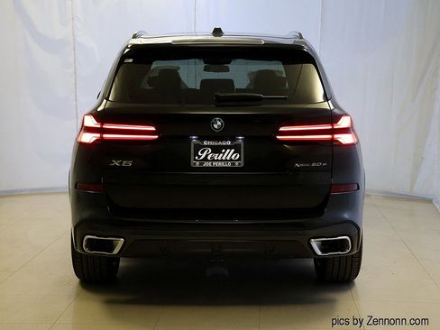 New 2026 BMW X5 xDrive50e w/ M Sport Package image 7