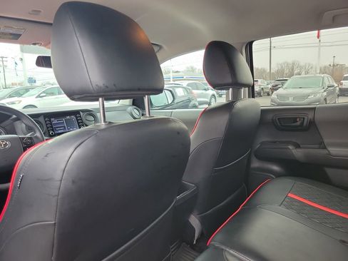 Used 2023 Toyota Tacoma SR image 29