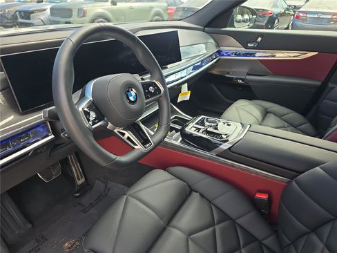 Certified 2025 BMW 740i w/ Premium Package image 16