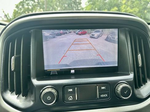 Used 2019 Chevrolet Colorado LT w/ LT Convenience Package AWD/4WD image 23