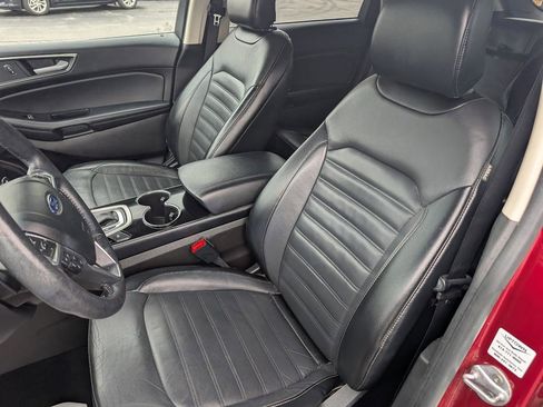 Used 2017 Ford Edge SEL w/ Equipment Group 201A AWD/4WD image 6