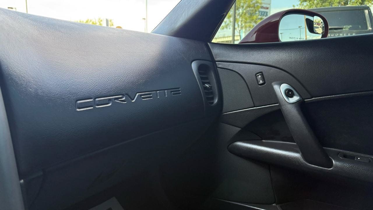Used 2007 Chevrolet Corvette Coupe RWD image 29