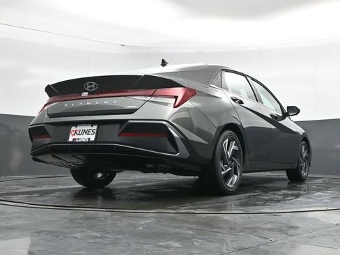 New 2026 Hyundai Elantra Limited w/ Cargo Package FWD image 45