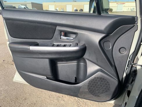 Used 2017 Subaru Crosstrek 2.0i Premium image 20