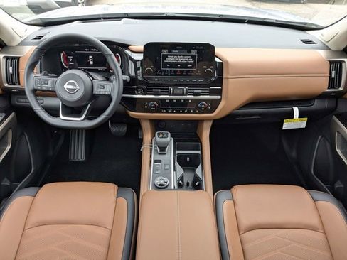 New 2025 Nissan Pathfinder Platinum w/ Cargo Package image 17