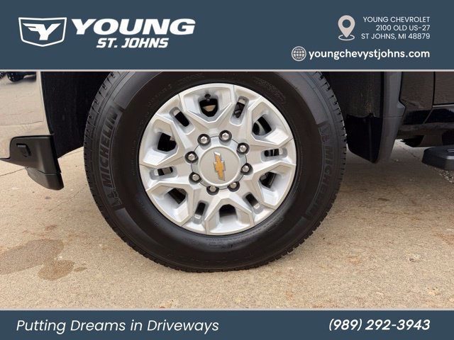 Used 2022 Chevrolet Silverado 2500 LT w/ Convenience Package AWD/4WD image 7