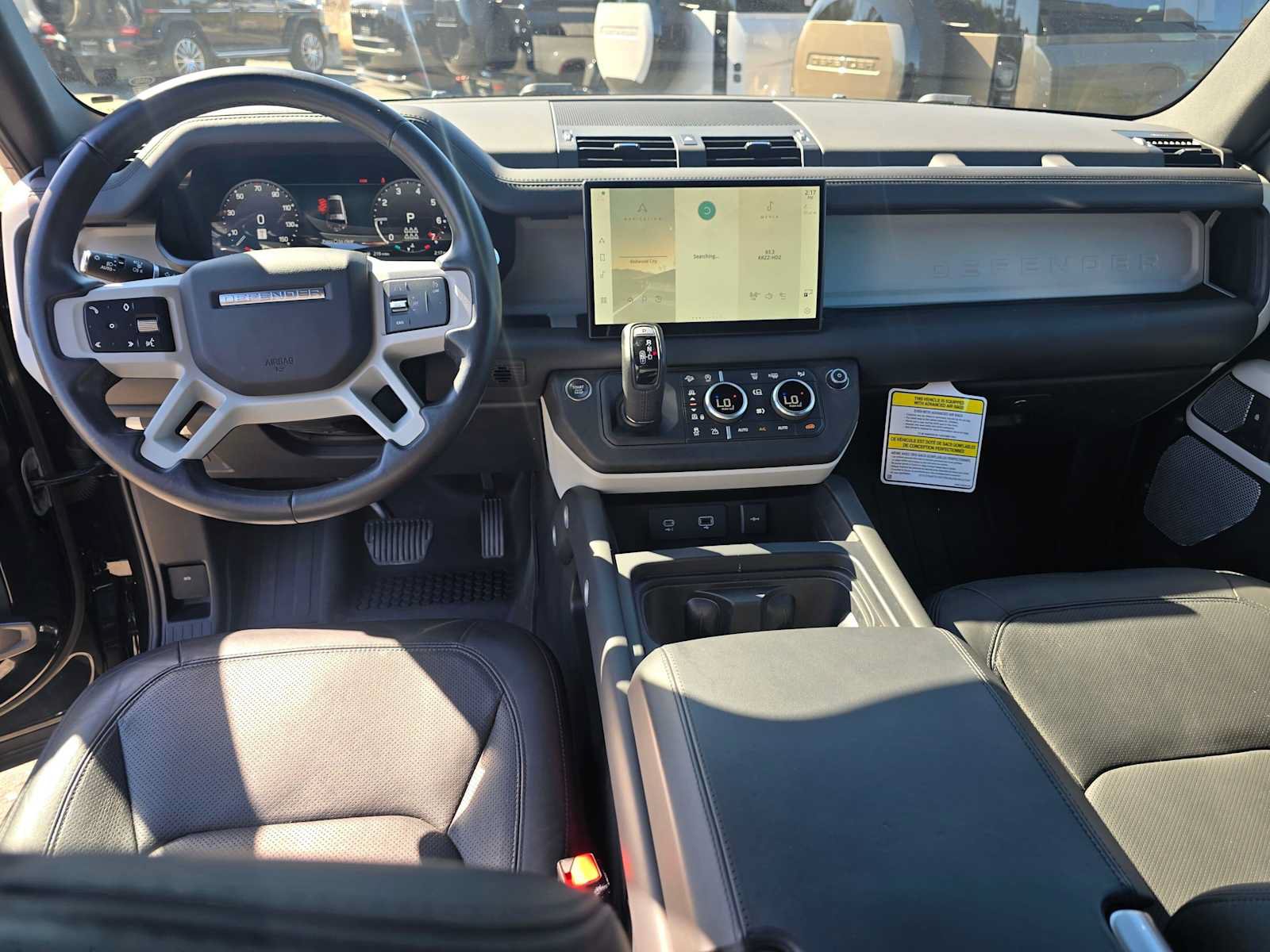 Certified 2023 Land Rover Defender 130 SE AWD/4WD image 19