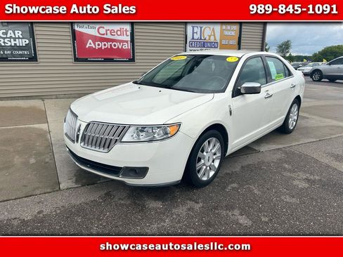 Used 2012 Lincoln MKZ FWD image 1