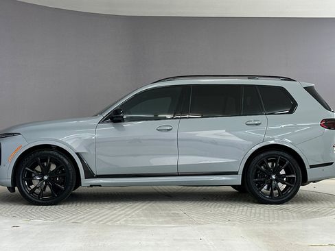 Certified 2025 BMW X7 M60i AWD/4WD image 2
