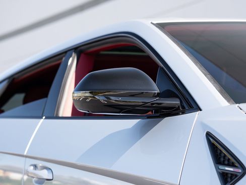 Used 2022 Lamborghini Urus image 10