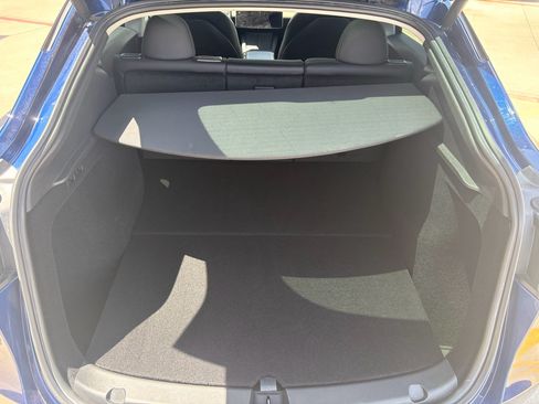 Used 2022 Tesla Model Y Long Range AWD/4WD image 30