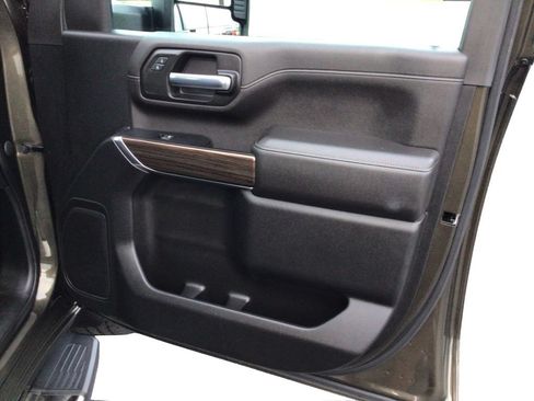 Used 2023 Chevrolet Silverado 2500 LT w/ Convenience Package AWD/4WD image 21