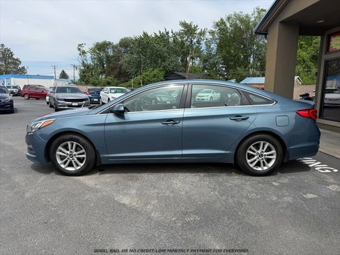 Used 2015 Hyundai Sonata SE w/ Winter Package FWD image 4