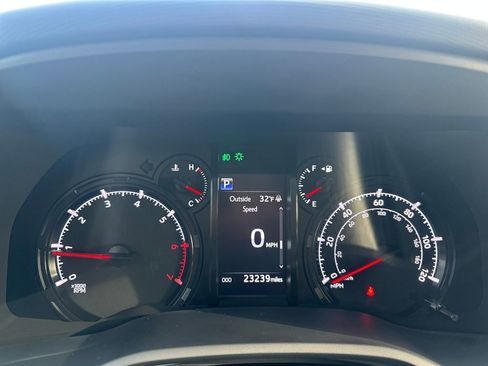 Used 2023 Toyota 4Runner SR5 Premium w/ Moonroof Package image 8