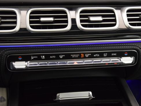 Certified 2024 Mercedes-Benz Maybach GLS 600 4MATIC image 29