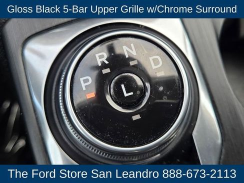 Certified 2022 Ford Escape SE w/ SE Sport Appearance Package image 21