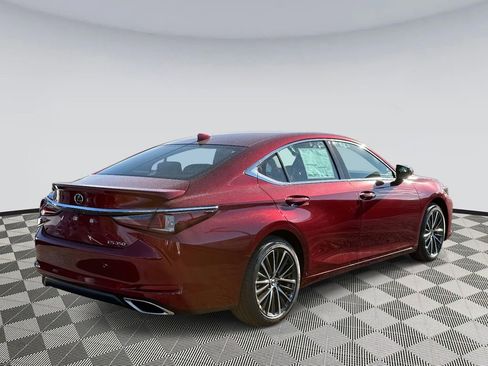 New 2025 Lexus ES 350 Premium image 2