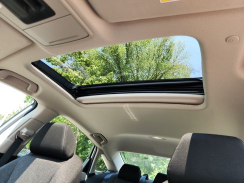 Certified 2023 Honda Accord EX image 15