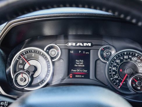 Used 2023 RAM 1500 Lone Star image 29