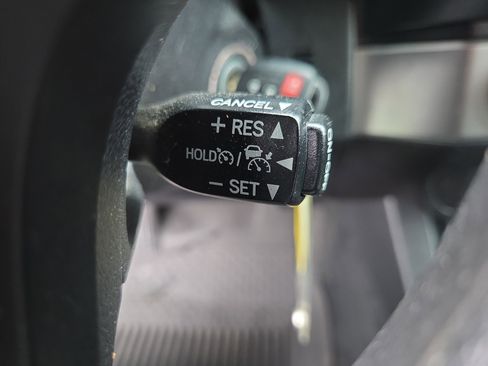 Certified 2022 Toyota Tacoma SR image 25