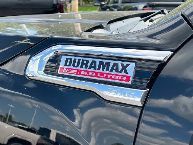 Used 2021 GMC Sierra 3500 Denali w/ Denali Ultimate Package AWD/4WD image 17