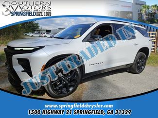 Used 2024 Chevrolet Traverse RS video 1