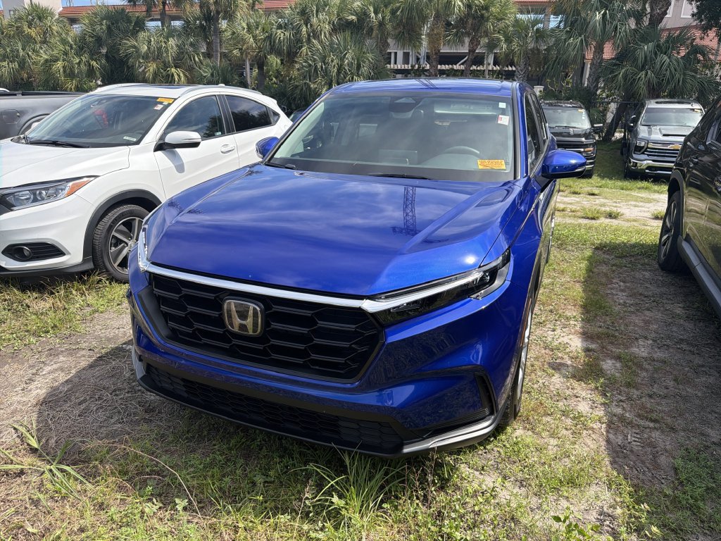 Used 2025 Honda CR-V LX image 6