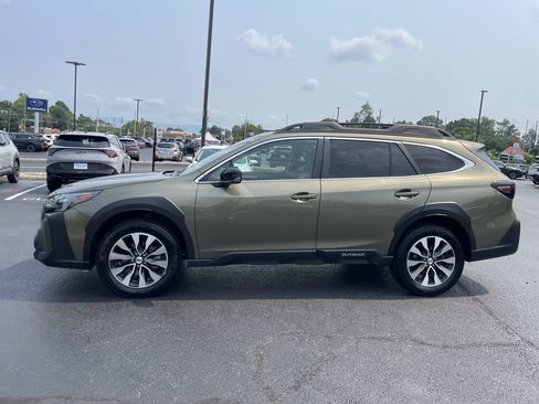 Certified 2024 Subaru Outback Limited XT AWD/4WD image 3