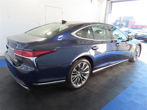 Used 2019 Lexus LS 500 w/ Interior Upgrade Package RWD image 14