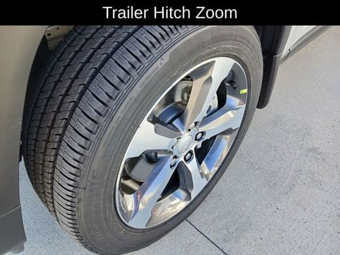 New 2025 Jeep Grand Cherokee L Limited w/ Trailer Tow Package image 39