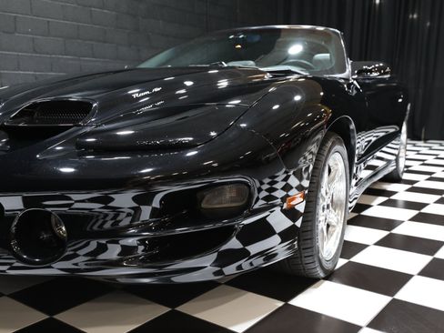 Used 1999 Pontiac Firebird Trans Am RWD image 16