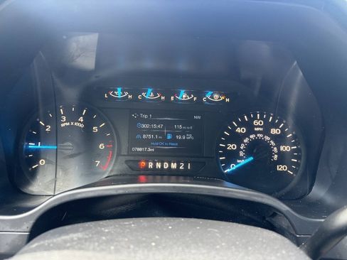 Used 2017 Ford F150 XL w/ Equipment Group 101A Mid AWD/4WD image 22