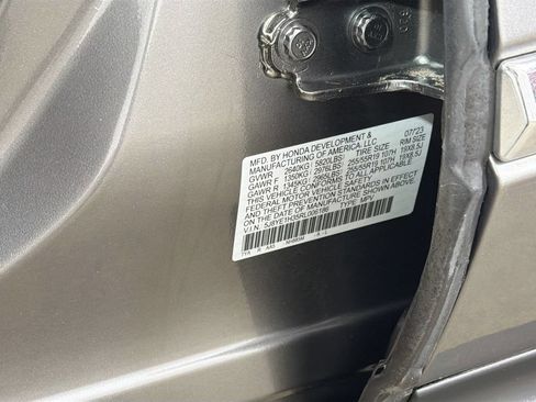 Used 2024 Acura MDX SH-AWD image 34