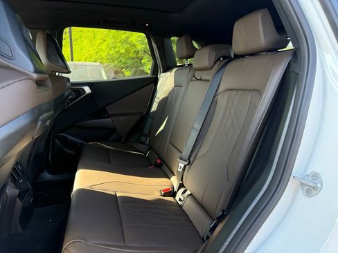 Used 2025 BMW X3 xDrive30i w/ Premium Package image 9