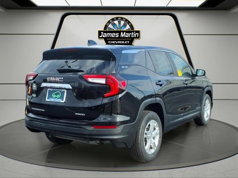 Used 2022 GMC Terrain SLE AWD/4WD image 4