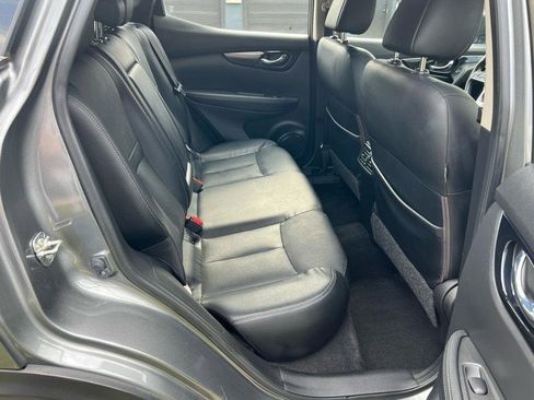 Used 2019 Nissan Rogue Sport SL AWD/4WD image 17