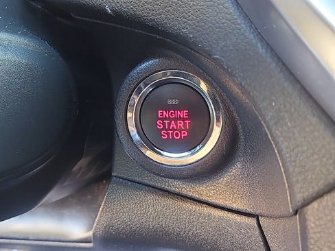 Certified 2022 Subaru Ascent Premium w/ Convenience Package image 14