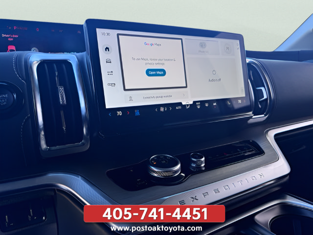 Used 2026 Ford Expedition Platinum w/ Driver's Package AWD/4WD image 13