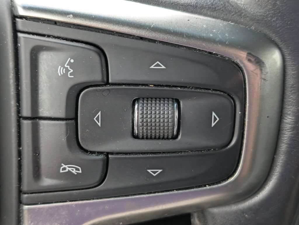 Used 2020 Chevrolet Silverado 1500 RST AWD/4WD image 14