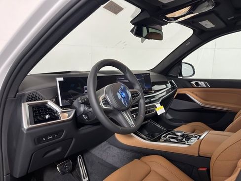 New 2026 BMW X5 xDrive50e w/ M Sport Package image 9