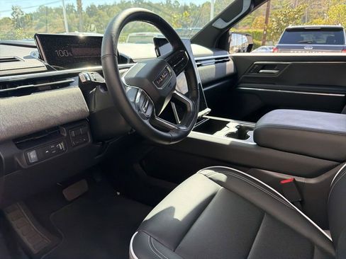Used 2026 GMC Sierra EV Elevation AWD/4WD image 5