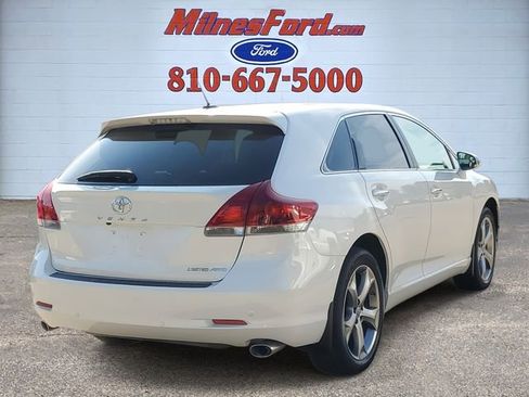Used 2015 Toyota Venza XLE image 3