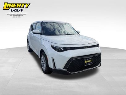 Used 2023 Kia Soul LX