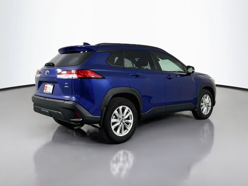Certified 2022 Toyota Corolla Cross LE AWD/4WD image 7