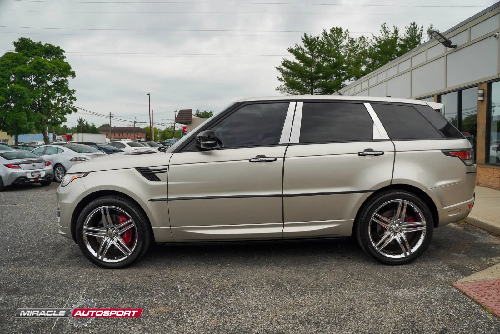 Used 2015 Land Rover Range Rover Sport Autobiography AWD/4WD image 4