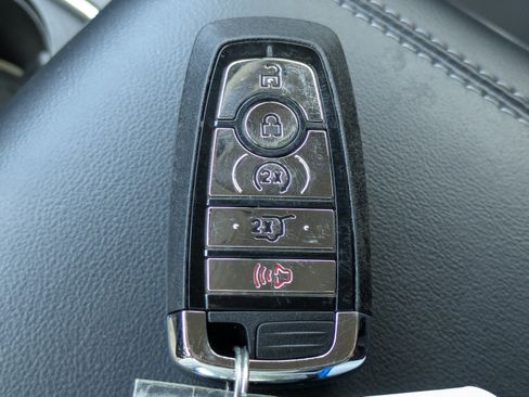Used 2024 Lincoln Corsair FWD w/ Equipment Group 101A image 25