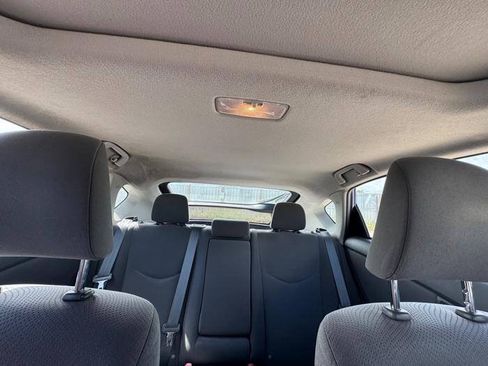 Used 2010 Toyota Prius Three w/ Solar Roof Pkg FWD image 32